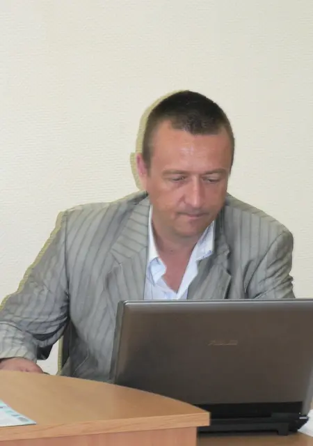 Александр из Реутова, ищу на сайте знакомства на одну ночь