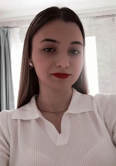 Александра из Ставрополя, мне 20, познакомлюсь для постоянных отношений