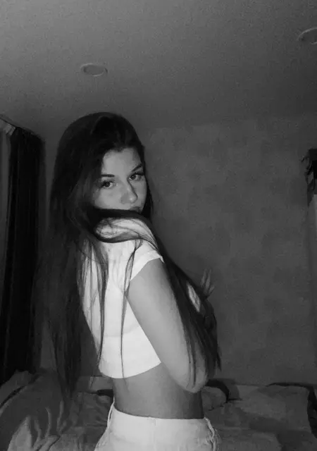 Я Lizka, 23, из Ангарска, ищу знакомство для общения