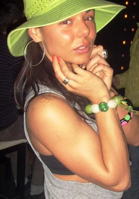 Я Милана, 25, из Кировска, ищу знакомство для общения