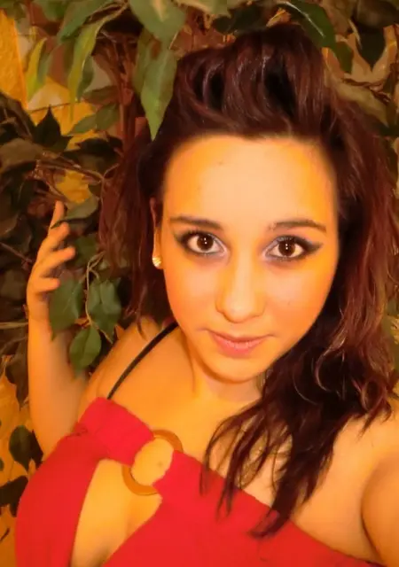 Я Илона, 22, знакомлюсь без обязательств в Соликамске