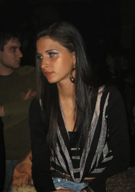 Яна из Юргамыша, мне 25, познакомлюсь на одну ночь