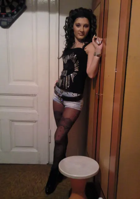 Я Анна, 22, знакомлюсь для общения в Велсе