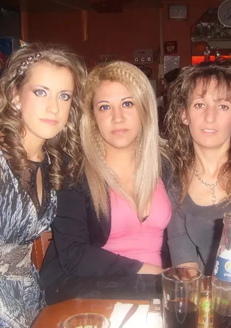 Злата из Парголова, ищу на сайте постоянные отношения