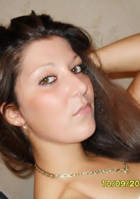 Елизавета из Хат, мне 21, познакомлюсь для общения