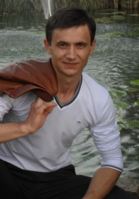 Viorel из Озер, мне 42, познакомлюсь на одну ночь