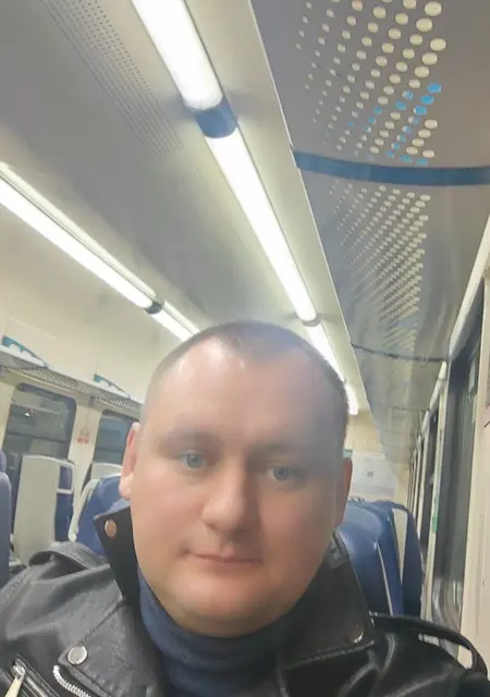 Николай из Юбилейного, мне 40, познакомлюсь на одну ночь