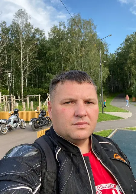 Я Евгений, 41, знакомлюсь на одну ночь в Шарыпове