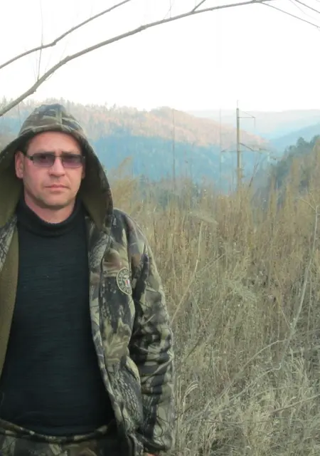 Я Pavel, 45, знакомлюсь для постоянных отношений в Вяземском