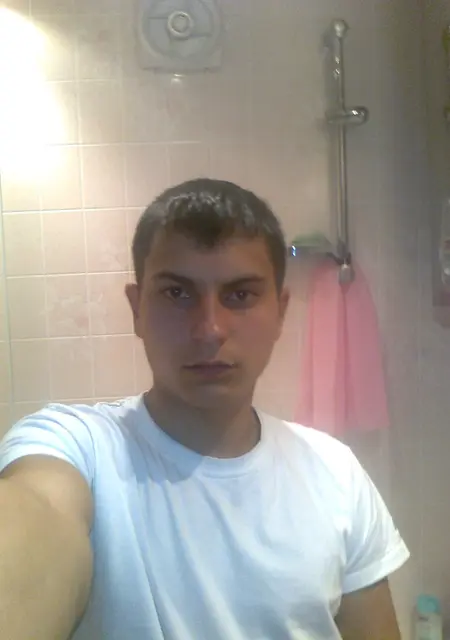 Я Stas, 33, из Холмска, ищу знакомства без обязательств