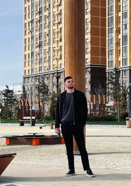 Я Владислав, 24, из Льгова, ищу знакомство для общения