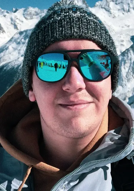 Илья из Хабаровска, мне 29, познакомлюсь без обязательств