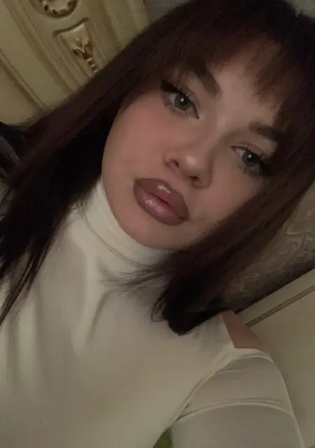 Я Maria, 21, знакомлюсь на одну ночь в Курске