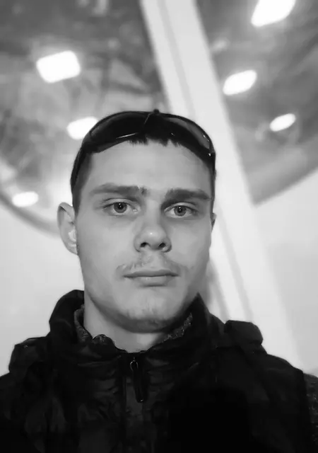 Я Ilya, 25, знакомлюсь на одну ночь в Минусинске