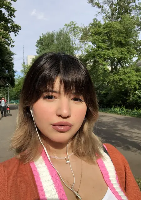 Я Ясмина, 23, из Солнечногорска, ищу знакомство для приятного времяпровождения