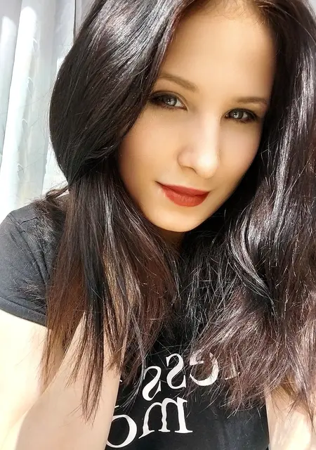 Я Кристина, 21, из Великого Устюга, ищу знакомства без обязательств