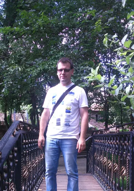 Я Vlad, 41, из Вешенской, ищу знакомства без обязательств