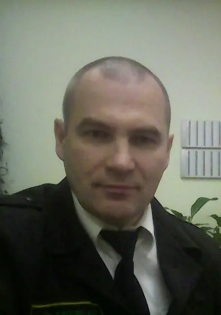 Я Oleg, 55, знакомлюсь для постоянных отношений в Кубинке