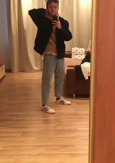 Я Тёма, 22, знакомлюсь на одну ночь в Пушкине