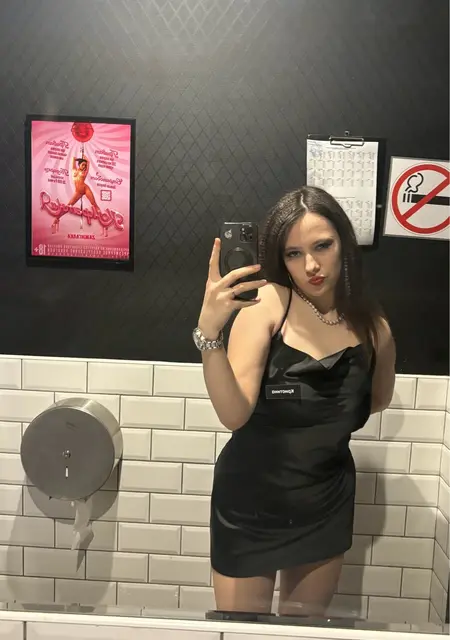 Я Мария, 18, из Рязани, ищу знакомства без обязательств