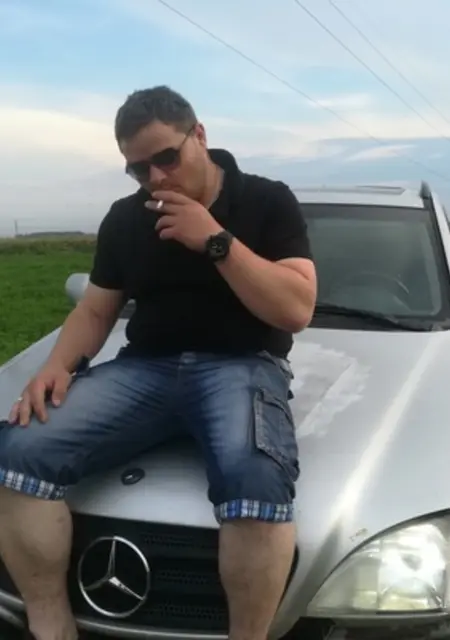 Михаил из Кировска, мне 25, познакомлюсь без обязательств