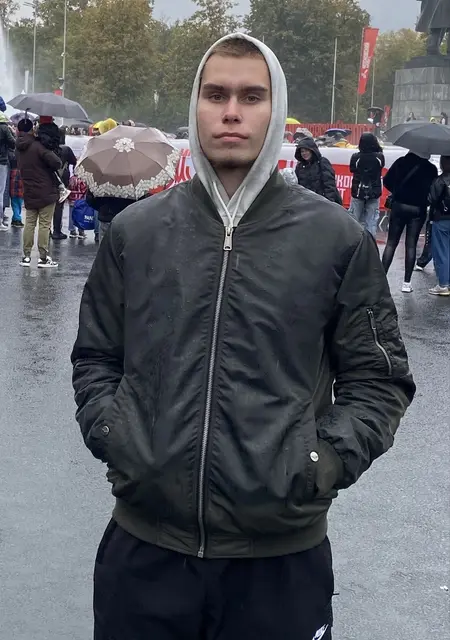 Никита из Твери, ищу на сайте открытые отношения