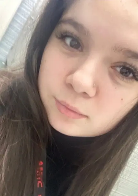 Ася из Нижнего Тагила, мне 24, познакомлюсь для общения