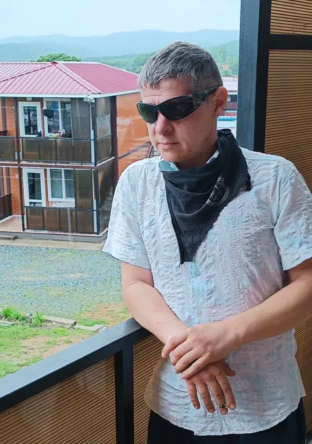 Я Олег, 38, знакомлюсь для постоянных отношений в Ливадии