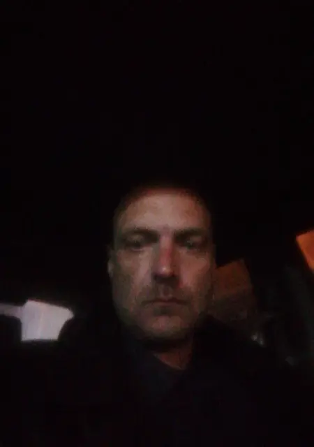 Я Михаил, 45, знакомлюсь на одну ночь в Малаховке