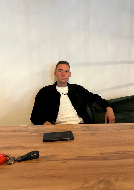 Я Максим, 23, знакомлюсь без обязательств в Дюртюлях