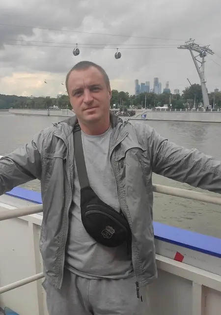 Я Иван, 39, знакомлюсь для приятного времяпровождения в Куриловом