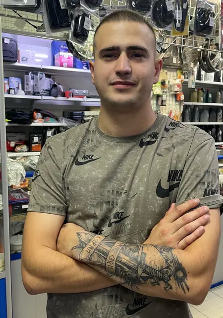 Владимир из Ржева, мне 23, познакомлюсь для общения