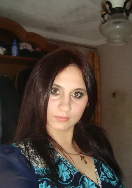 Ирина из Рыбинска, ищу на сайте постоянные отношения