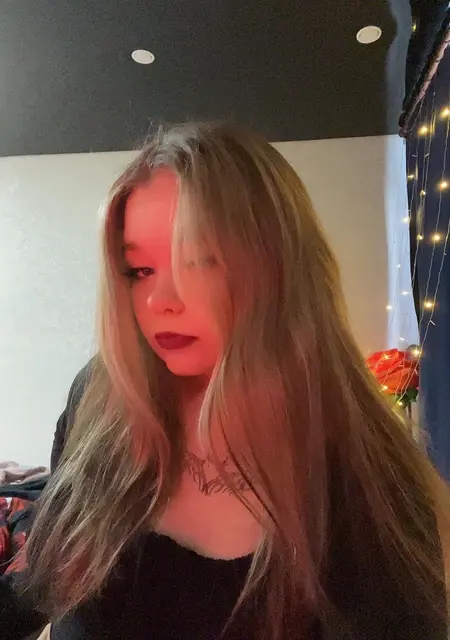 Я Вера, 21, из Мурманска, ищу знакомство для дружбы