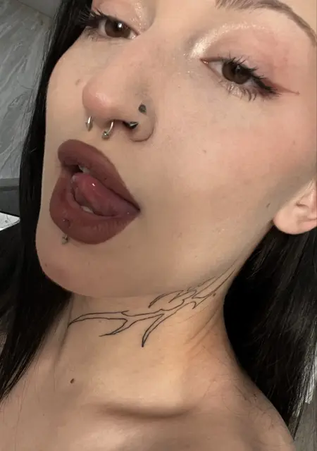 Я Дарья, 19, знакомлюсь для открытые отношения в Нижнем Новгороде