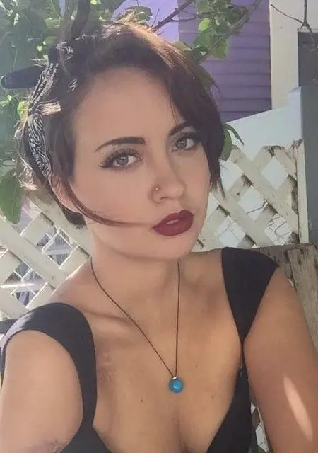 Я Мари, 27, знакомлюсь для вирта в Челябинске