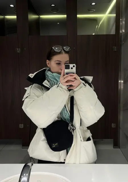 Ирина из Череповца, мне 18, познакомлюсь для дружбы