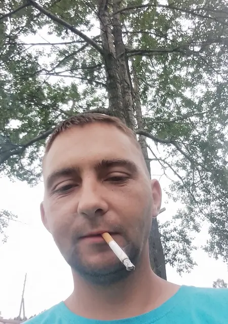 Артём из Биробиджана, ищу на сайте знакомства на одну ночь