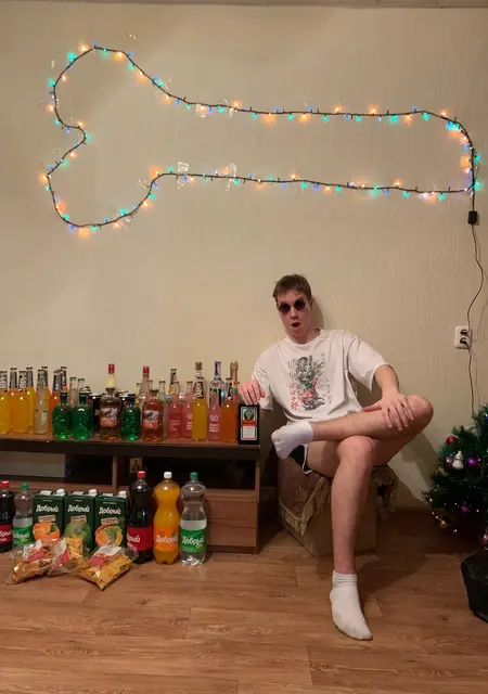 Я Sotka, 19, знакомлюсь на одну ночь в Балакове