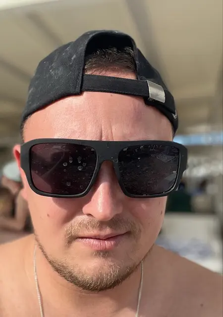 Я Николай, 32, из Кореновска, ищу знакомства на одну ночь