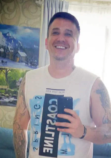 Я Marsel, 40, знакомлюсь для приятного времяпровождения в Вятских Полянах