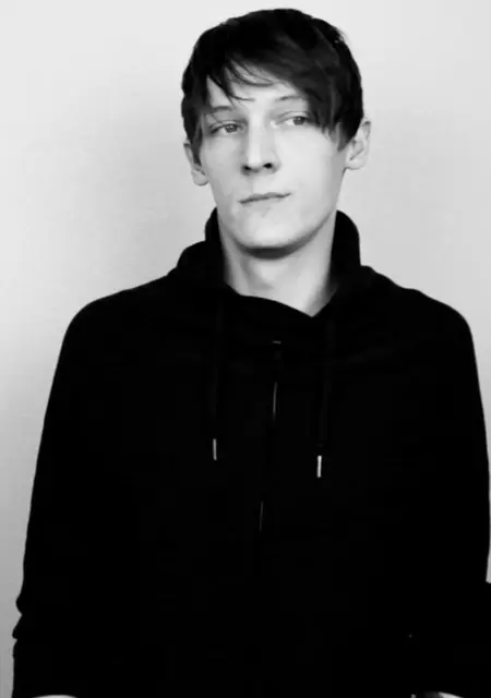 Сергей из Михайловки, мне 23, познакомлюсь для приятного времяпровождения